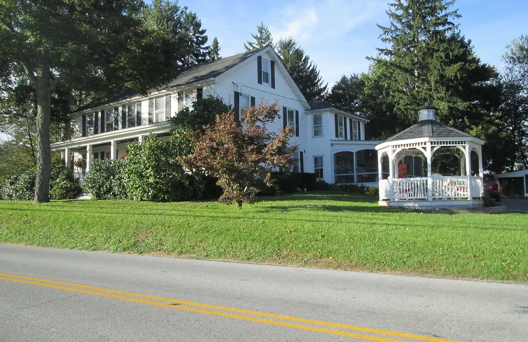 Buck'S Homestead B&B-1